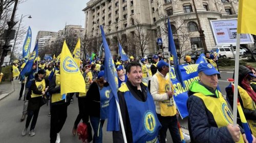 Federaţia „Solidaritatea Sanitară” decide prin referendum dacă face grevă generală, folosind calculatorul veniturilor salariale